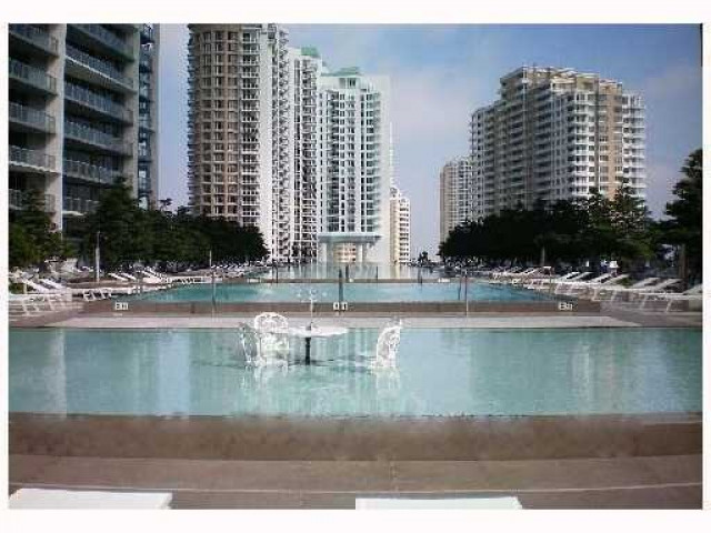 Icon Brickell W Miami photo #1260