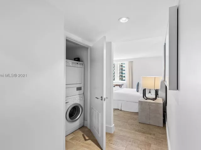 3-bedroom condo for rent in Miami Beach - 102 24th St 904 - MondialRealty