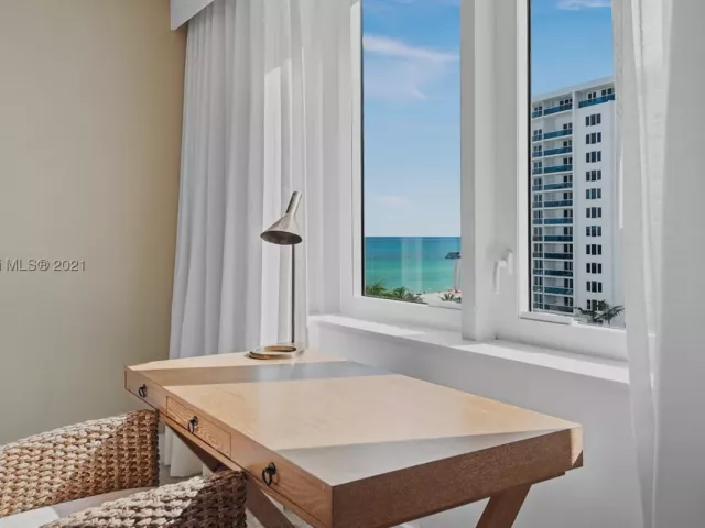 3-bedroom condo for rent in Miami Beach - 102 24th St 904 - MondialRealty