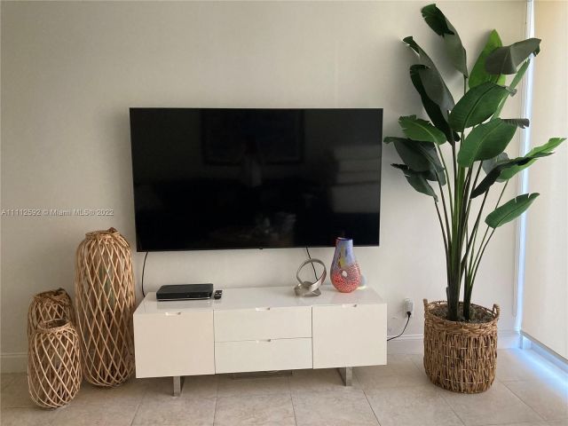 Apartment for rent  Unit #210 - photo 7443558