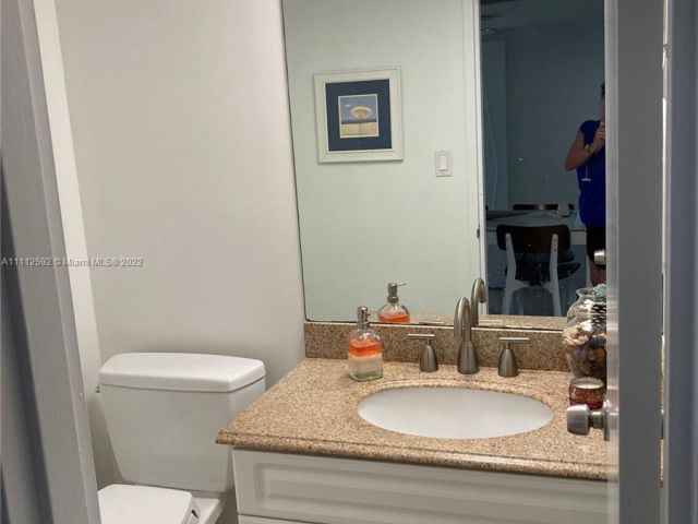 Apartment for rent  Unit #210 - photo 7443559