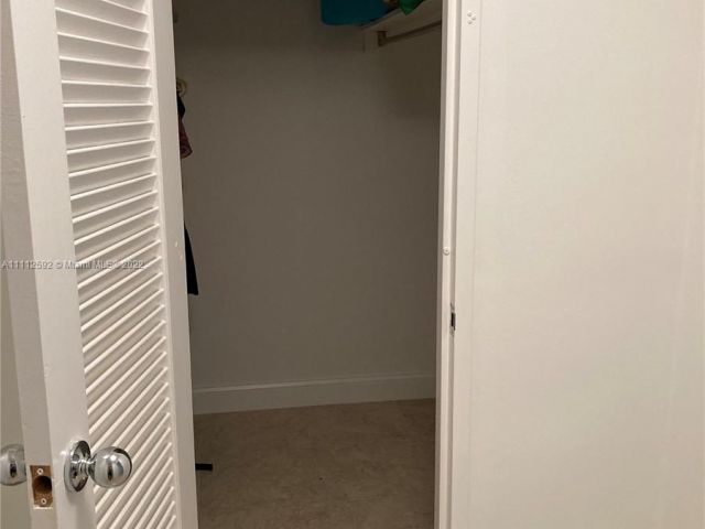 Apartment for rent  Unit #210 - photo 7443565