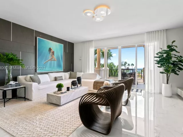 3-bedroom condo for rent in Miami Beach - 19143 Fisher Island Dr 19143 - MondialRealty