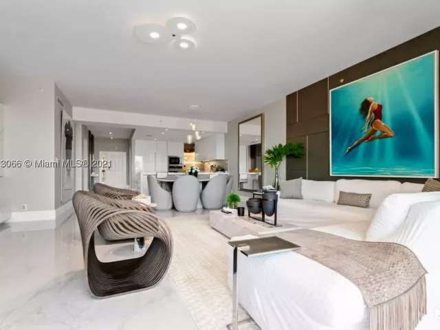 3-bedroom condo for rent in Miami Beach - 19143 Fisher Island Dr 19143 - MondialRealty