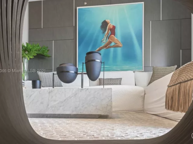3-bedroom condo for rent in Miami Beach - 19143 Fisher Island Dr 19143 - MondialRealty