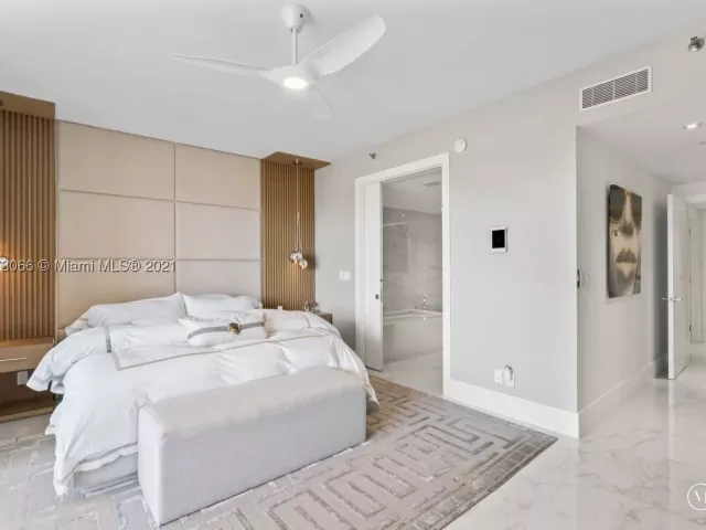 3-bedroom condo for rent in Miami Beach - 19143 Fisher Island Dr 19143 - MondialRealty