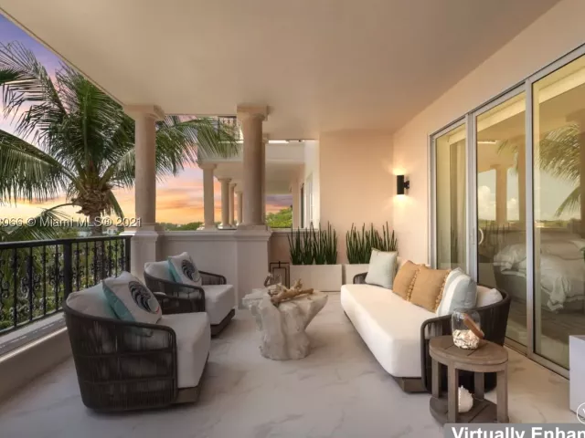 3-bedroom condo for rent in Miami Beach - 19143 Fisher Island Dr 19143 - MondialRealty