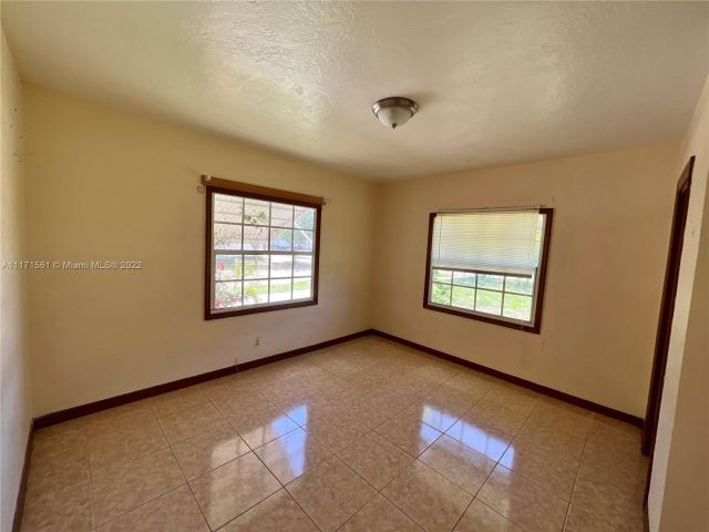 Home for sale at 1100 N 24th Ave - photo 2545453