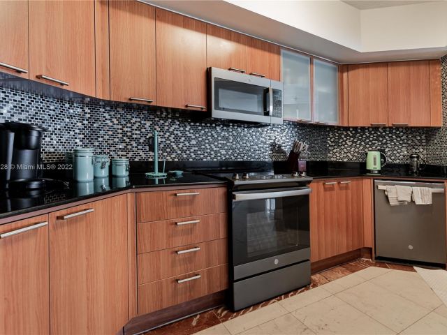 Apartment for rent  Unit #1203 - photo 6232189