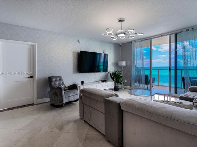 Apartment for rent  Unit #1203 - photo 6232201