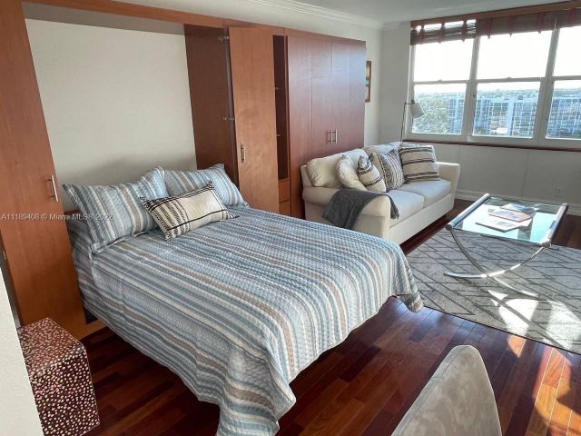 condo for rent in Hollywood - 2501 S OCEAN DR 1227 (AVAILABLE JULY) - MondialRealty
