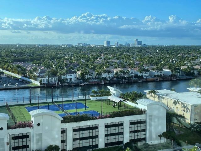 condo for rent in Hollywood - 2501 S OCEAN DR 1227 (AVAILABLE JULY) - MondialRealty