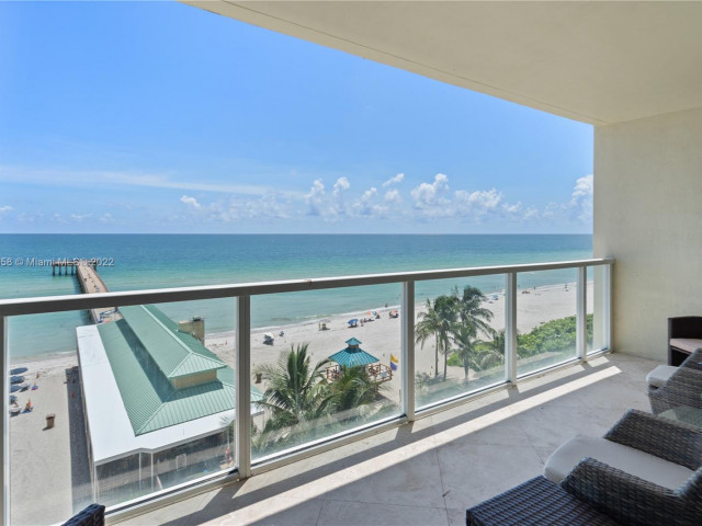 For Rent - 16699  Collins Ave   702