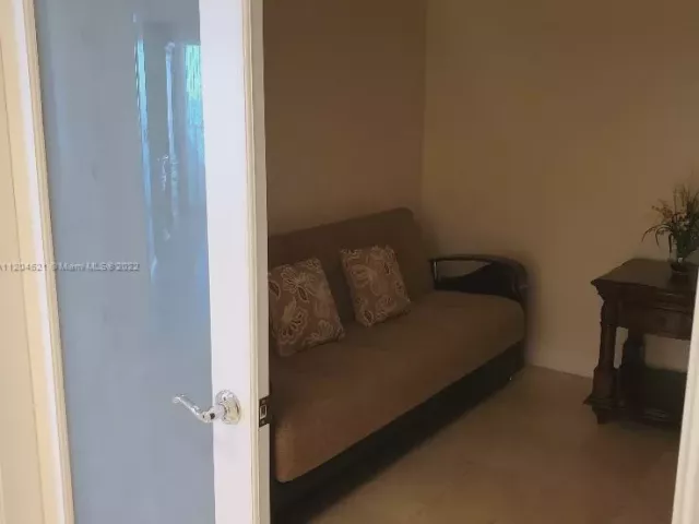 2-bedroom condo for rent in Sunny Isles Beach - 16699 Collins Ave 2704 - MondialRealty