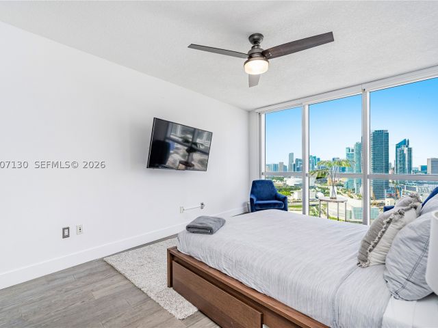 2-bedroom condo for rent in Miami - 1750 N Bayshore Dr 3914 - MondialRealty