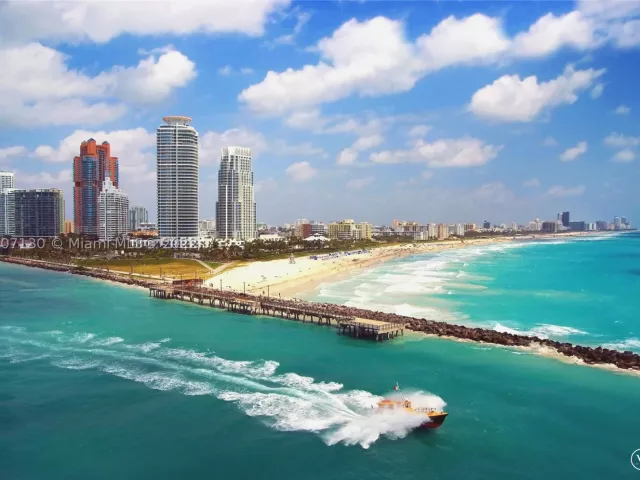 2-bedroom condo for rent in Miami - 1750 N Bayshore Dr 3914 - MondialRealty