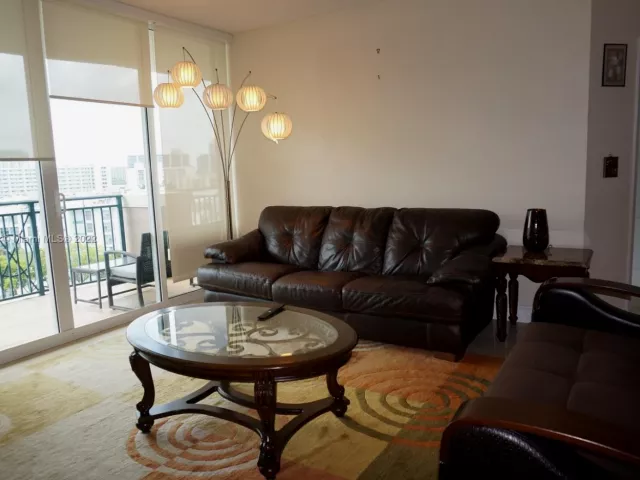2-bedroom condo for rent in Sunny Isles Beach - 17555 Atlantic Blvd 806 - MondialRealty