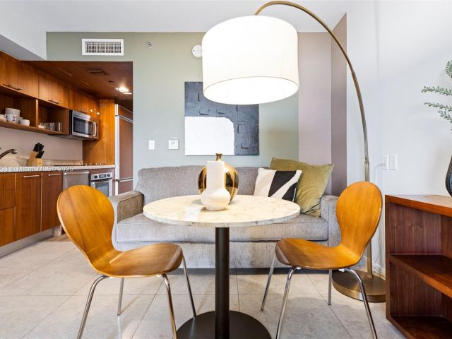 condo for rent in Miami - 50 Biscayne Blvd 605 - MondialRealty