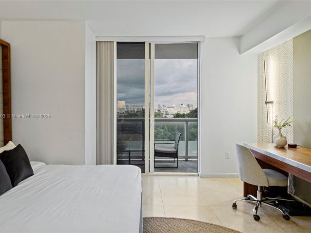 condo for rent in Miami - 50 Biscayne Blvd 605 - MondialRealty