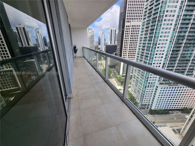 2-bedroom condo for sale in Miami - 485 Brickell Ave 2504 - MondialRealty