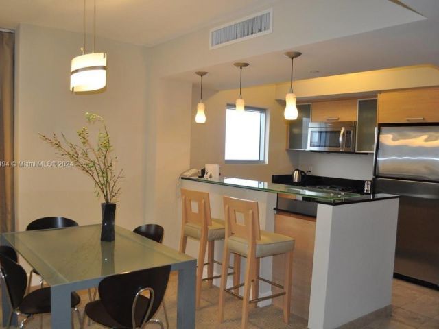 Apartment for sale  Unit #907 - photo 5477752