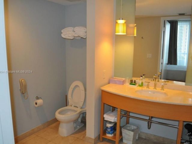 Apartment for sale  Unit #907 - photo 5477753