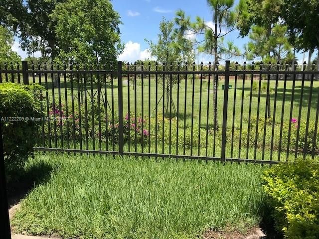 Home for sale at 317 NE 194th Ln 317 - photo 5845607