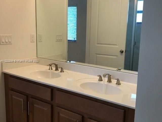 Home for sale at 317 NE 194th Ln 317 - photo 5845609