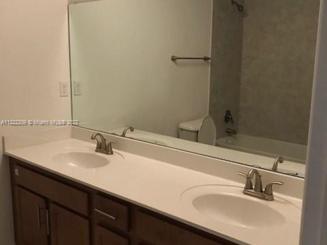 Home for sale at 317 NE 194th Ln 317 - photo 5845612