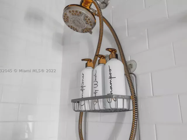 1-bedroom condo for rent in Miami - 151 SE 1st St 809 - MondialRealty