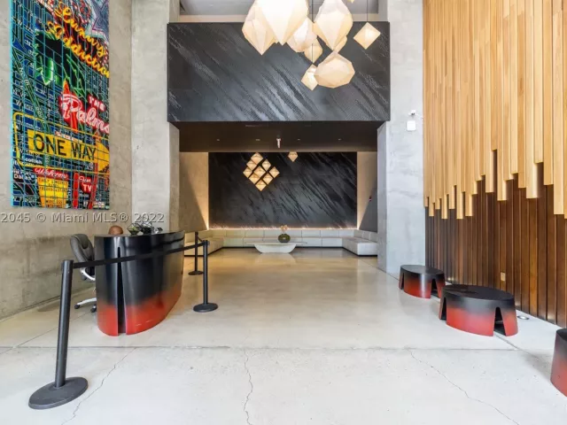 1-bedroom condo for rent in Miami - 151 SE 1st St 809 - MondialRealty