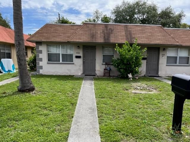 Home for sale at 1418 NW 8th Ave - photo 6114134