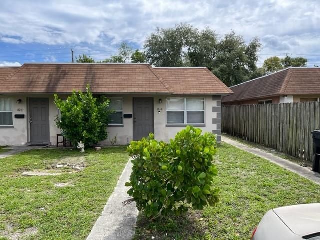 Home for sale at 1418 NW 8th Ave - photo 6114135