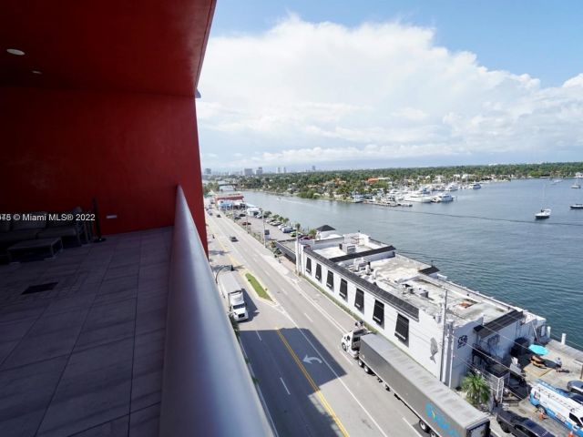 1-bedroom condo for sale in Hollywood - 777 N Ocean Dr N323 - MondialRealty