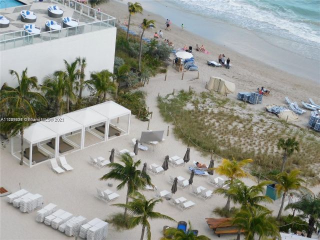 2-bedroom condo for rent in Hollywood - 4111 S Ocean Dr 1004 - MondialRealty