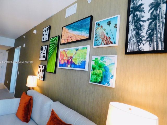 2-bedroom condo for rent in Hollywood - 4111 S Ocean Dr 1004 - MondialRealty
