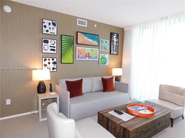 2-bedroom condo for rent in Hollywood - 4111 S Ocean Dr 1004 - MondialRealty