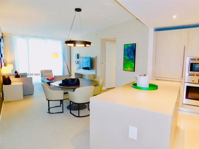 2-bedroom condo for rent in Hollywood - 4111 S Ocean Dr 1004 - MondialRealty