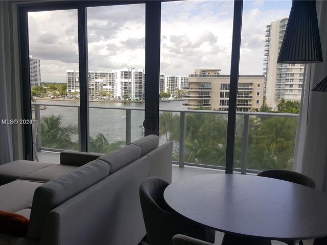 2-bedroom condo for rent in Hollywood - 4010 S Ocean Dr R301 - MondialRealty