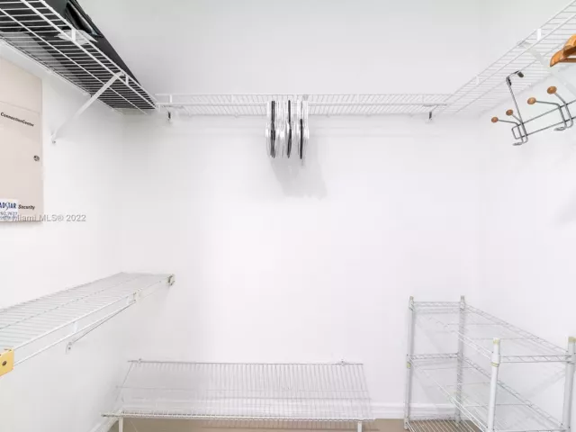 3-bedroom condo for sale in Sunny Isles Beach - 16699 Collins Ave 2601 - MondialRealty