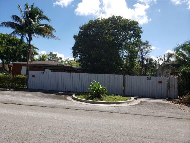 Home for sale at 11970 NW 10th Ave - photo 2998164