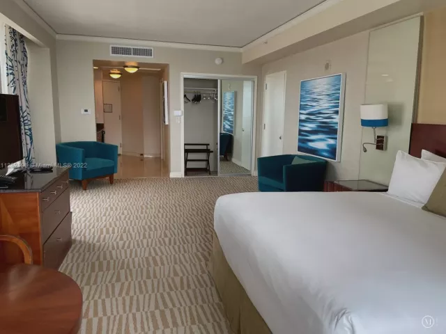 condo for sale in Sunny Isles Beach - 18001 Collins Ave 2912+Terrace - MondialRealty