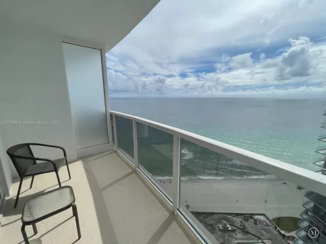 condo for sale in Sunny Isles Beach - 18001 Collins Ave 2912+Terrace - MondialRealty