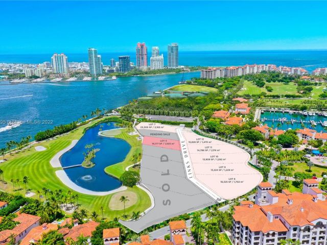 Home for sale at 1005 Fisher Island Drive - photo 3509602