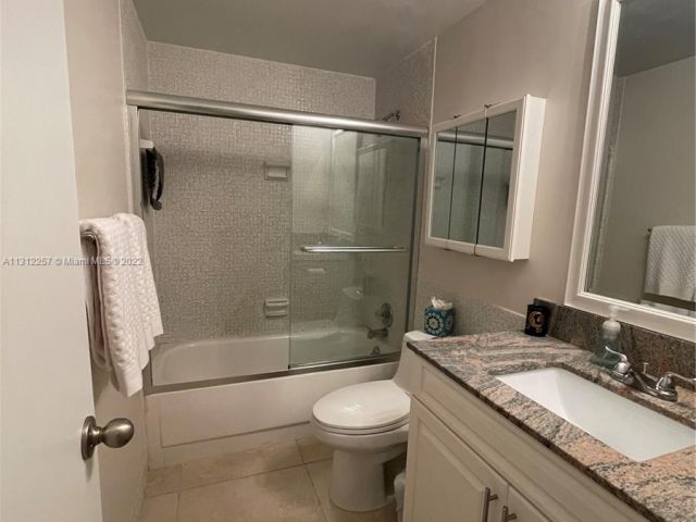 condo for rent in Hollywood - 3505 S Ocean Dr 108 - MondialRealty