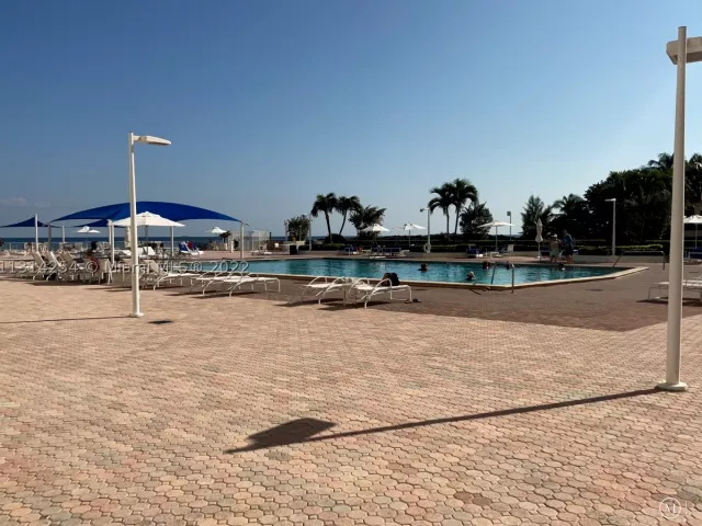 1-bedroom condo for sale in Hallandale Beach - 3180 S Ocean Dr 1503 - MondialRealty