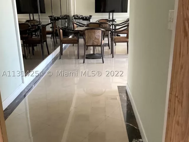 1-bedroom condo for sale in Hallandale Beach - 3180 S Ocean Dr 1503 - MondialRealty