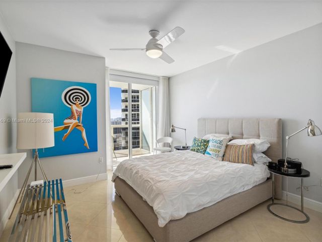 Apartment for sale  Unit #2703 - photo 6910378