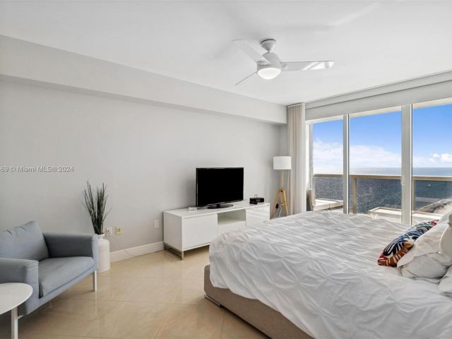 Apartment for sale  Unit #2703 - photo 6910386