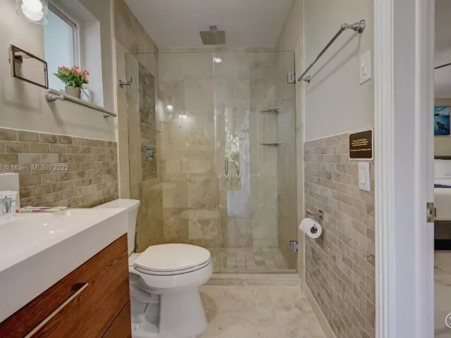 5-bedroom home for rent in Hollywood - 1307 Rodman St - MondialRealty